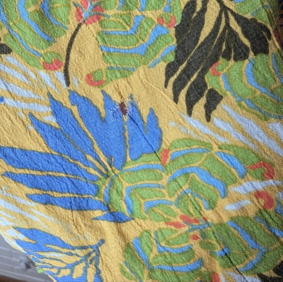 Flax by Jeanne Engelhart Tropical Print Rayon Button Down Top - Picture 4 of 4